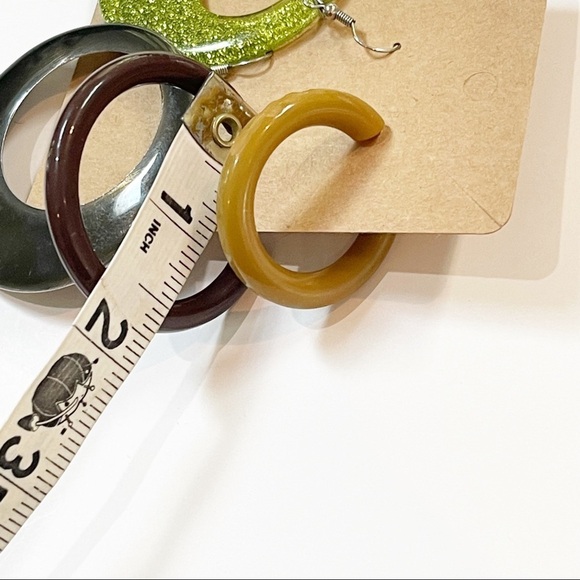 Vintage Mismatched Boho Beaded Earrings - Picture 6 of 7